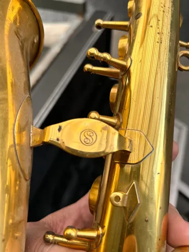 Saxofone Alto Selmer Bundy II. ( corpo )