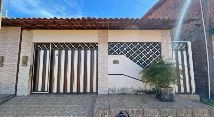 CASA NO JARDIM AMÉRICA