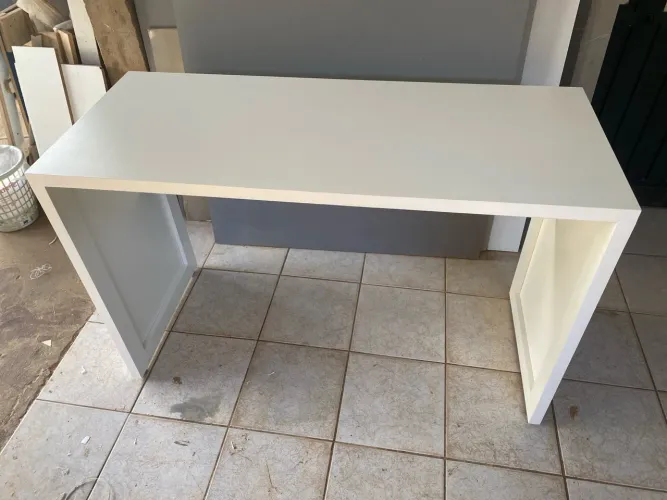 Mesa de escritório de mdf branco 1,10x0,45