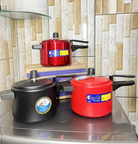 Panela de pressão econômica 3 litros