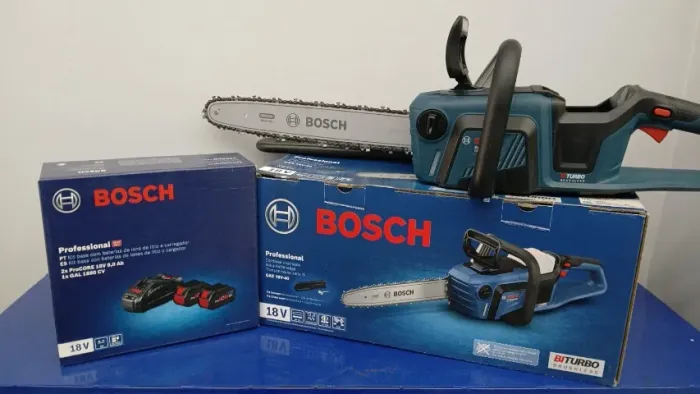 Motosserra a bateria Bosch GKE 18V-40 