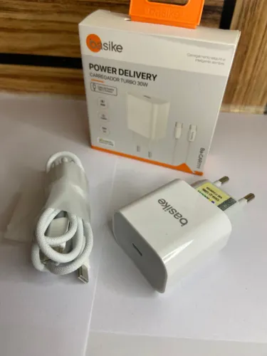 Carregador Turbo 30W 3A Ba-CAR111 Basike an2