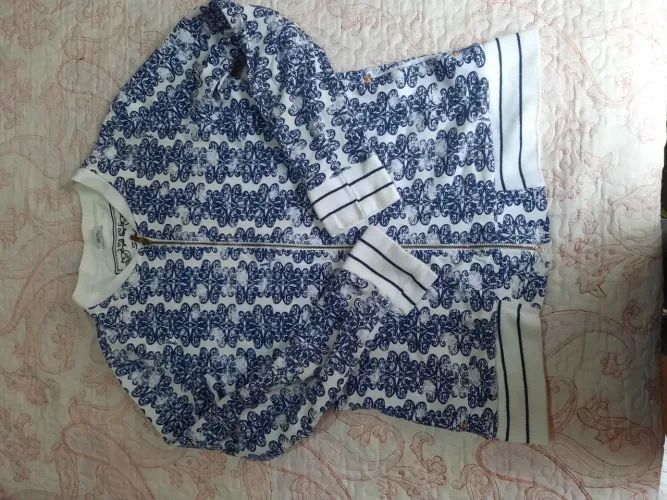 Casaco Stroke Feminino Estampado Azul e Branco