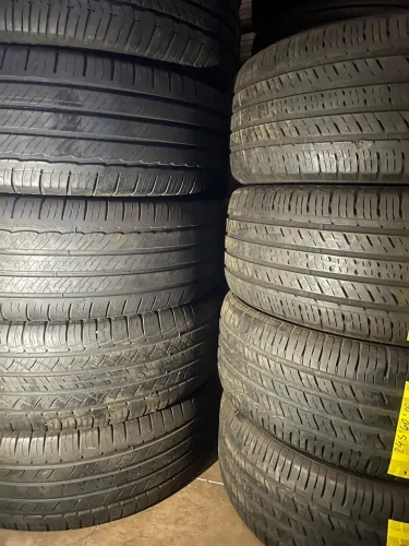 Par de pneus 18 Veracruz 245/60 R18 semi novos 