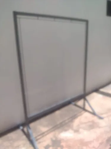 Quadro metálico para Painel,  ou divisória,  é também para projetor de Slides