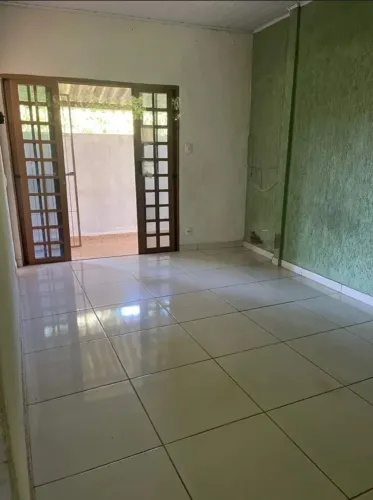 >Casa no BENGUÍ na Rua do CRAS.