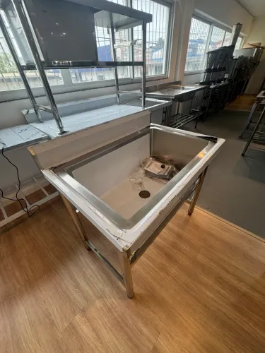 Tanque aço inox 1.00x0,70 novo 