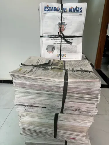 Jornal para higiene de cães e gatos
