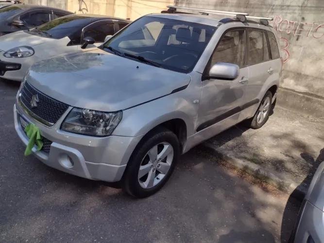 Suzuki Grand Vitara 2.0 16V 4x2/4x4 5P Aut. 2011