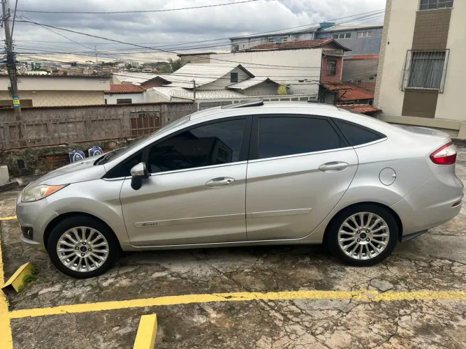 New fiesta sedan 2015