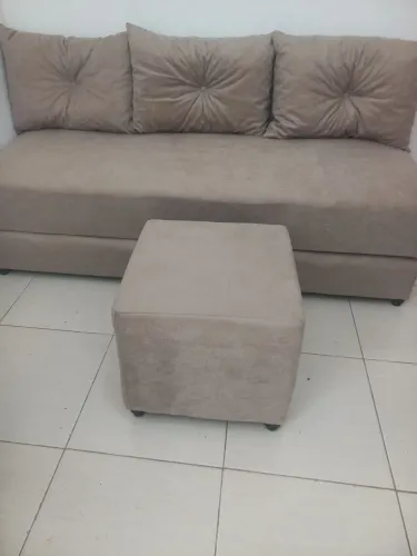 Sofá cama com puff  bege