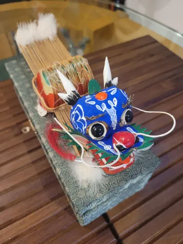 Mini pipa dragão ou centopeia, fabricada na China, muito rara de se ver no Brasil.