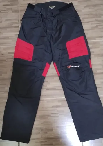 Calça de Motoqueiro