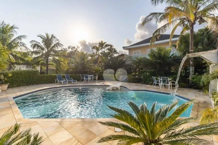Casa com 4 dormitórios à venda, 410 m² por R$ 3.890.000,00 - Recreio dos Bandeirantes - Ri
