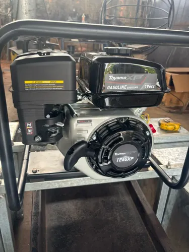 Moto bomba Toyama 6.5hp bomba d?água 