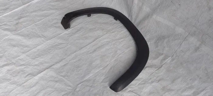 Moldura Paralama Dianteiro direito Renault Kwid 18/21 638120100r