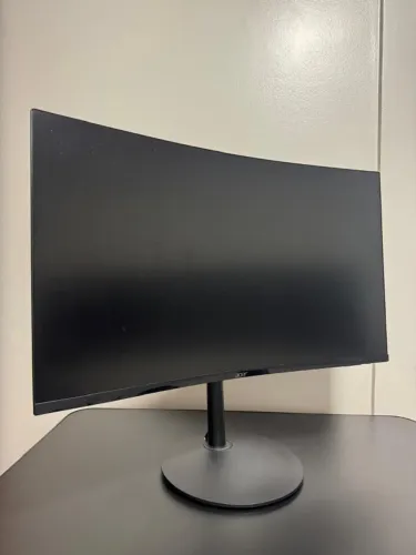 Monitor Gamer Acer Nitro XZ320Q FHD 1ms 240Hz 31,5' ZeroFrame