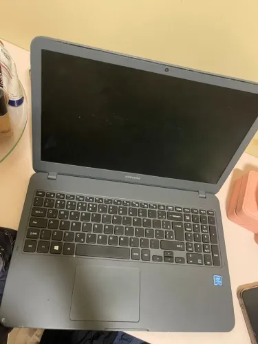 Notebook Samsung Essentials