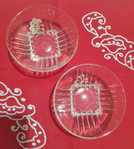 Tigelas de sobremesa antiga