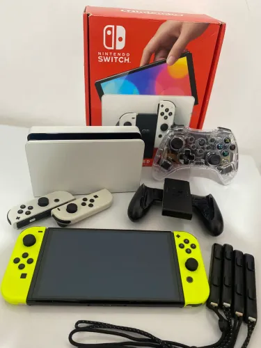Nintendo Switch OLED Desbloqueado + 256GB + 5 Controles | na Caixa