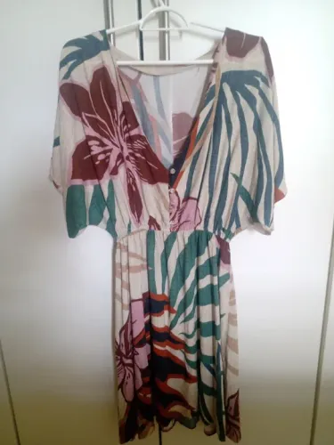 Vestido estampado Novo Tamanho: M e G Posso entregar o produto na estação do metrô FEIRA, 