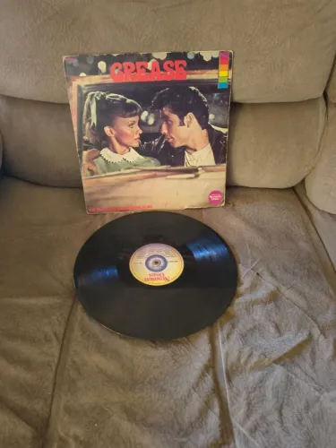 Disco de Vinil Grease LP com Trilha Sonora Soundtrack