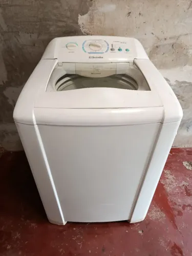 Máquina Eletrolux 12kg entrego