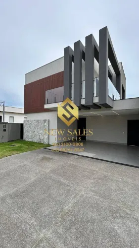 Sobrado em condominio- 4 suítes, 215m², 4 vagas- Jardins Barcelona