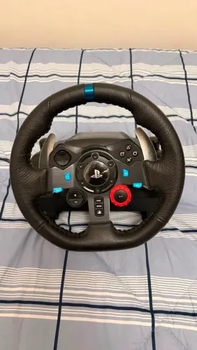Volante Logitech G29 Driving Force + Pedais (PS4 / PS5 / PC)