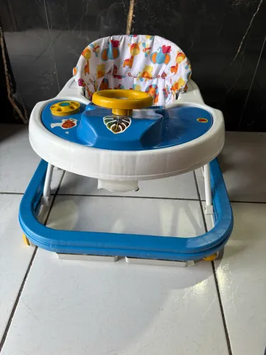 Andador pra bebê 