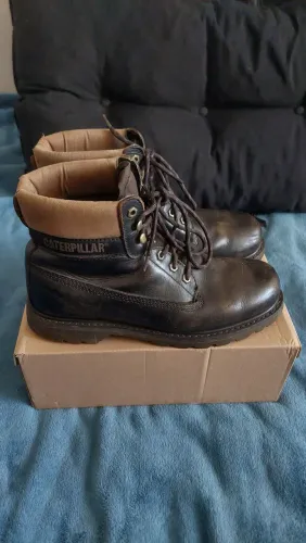 Bota Caterpillar 41 Marrom Original