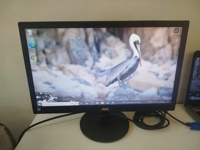 Monitor AOC 20 polegadas wide semi novo