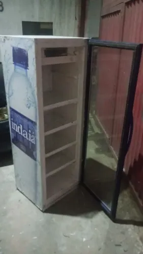 Freezer vertical