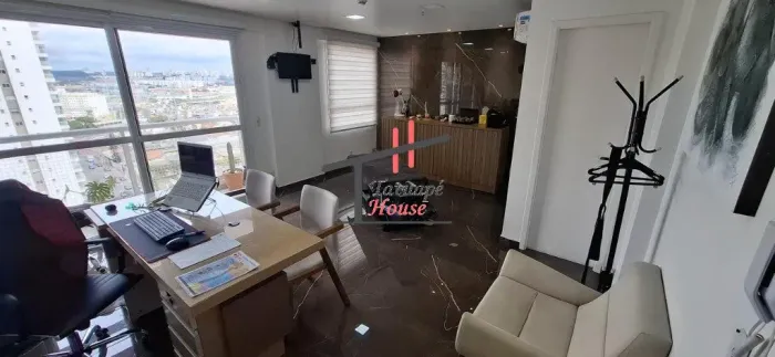 Sala comercial á venda na Mooca com 32m²
