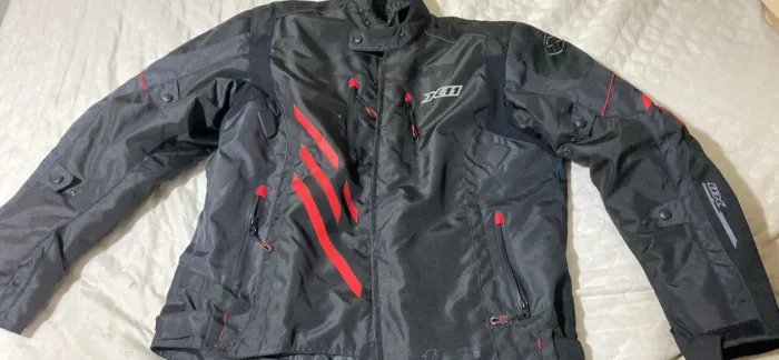 Vendo jaqueta x11 masculina tamanho G3 modelo IRON 3