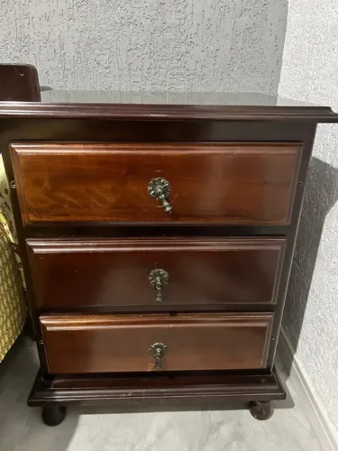 Mesa de cabeceira 