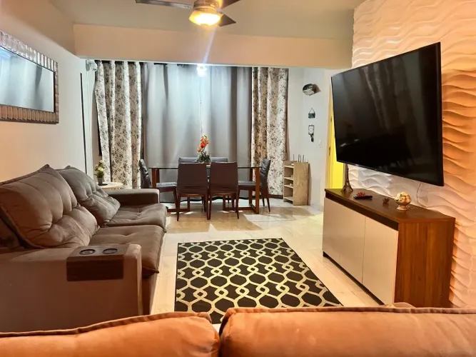 Conheça esse excelente apartamento a apenas 300 metros da Praia do Forte, Cabo Frio-RJ