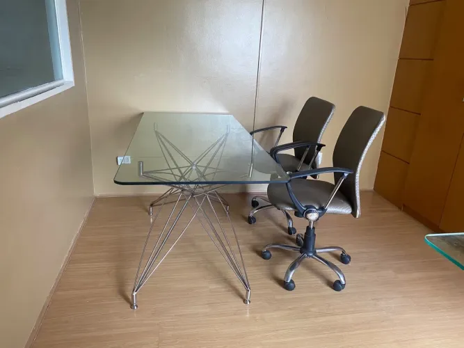 Mesa de Vidro com Inox