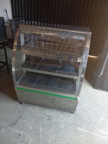 Balcão salgados quente 10 Bandeijas toda no inox , com rodinhas e led funcionando bem