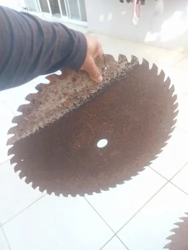 Disco de serra gigante