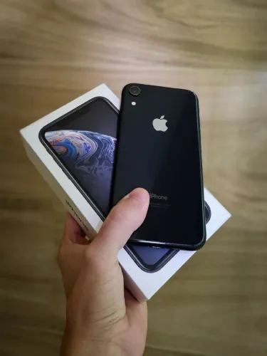 iPhone XR 128gb + Caixa + Capinha + Película 