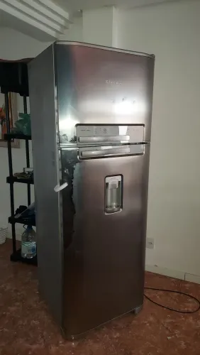 Geladeira eletrolux DX50