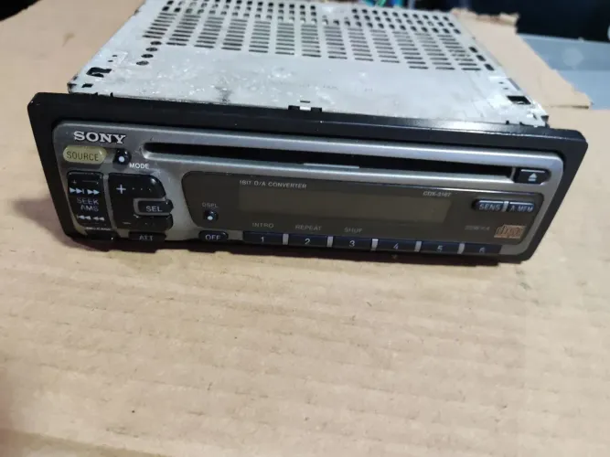 Rádio CD player Sony 