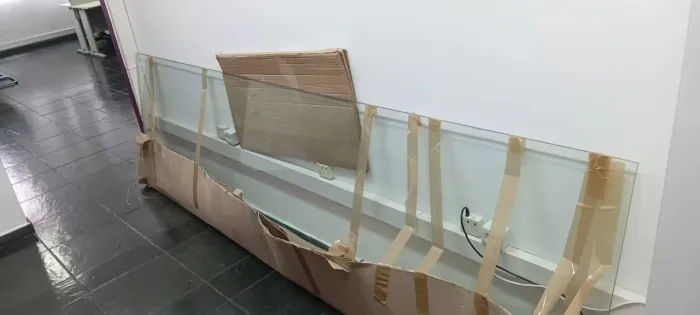 Vidro Temperado 293x35 cm<br><br>35cm de largura