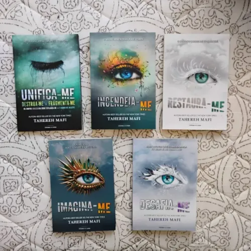 Livros Saga Estilhaça-me (Volumes 1.5 e 2.5, Volume 3, 4, 5 e 6) 
