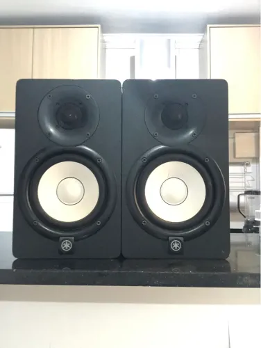 Par de monitores para stúdio Yamaha HS 5