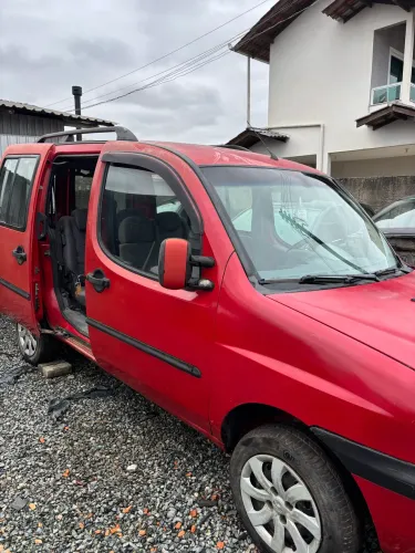 Sucata Doblo 1.3 2005 completa ar e direção para retirada de peças