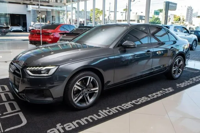 Audi A4 Prestige 2.0 16V TFSI Quattro (híb.) 2024