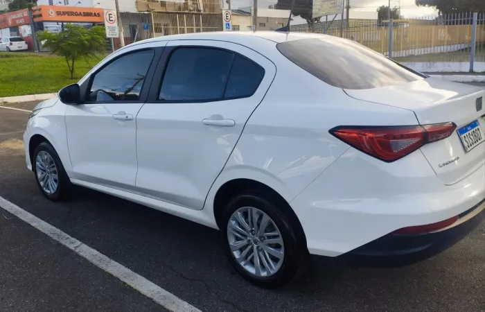Fiat Cronos Drive 1.3 8V Flex 2024