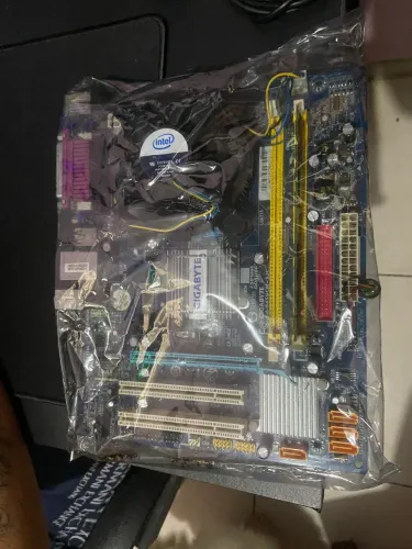 PLACA MÃE - ASUS P8H61-M LX2 R2.0, socket LGA 1155 (Intel de 2ª e 3ª geração)